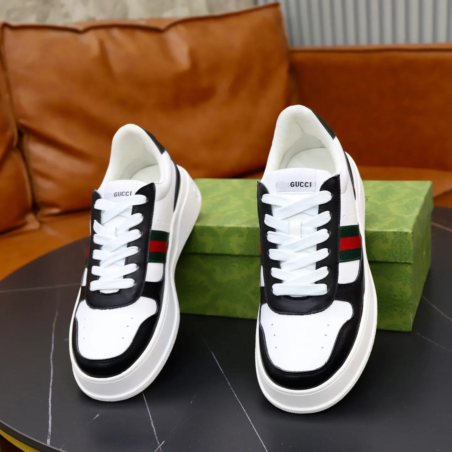 Ex-factory price: 400💰🙅‍♂️🙅‍♂️🙅‍♂️ Brand: GUCCI Standard code: 38-44 (45 customized) Grade: Same as the official website Material: Original leather stitching brand cloth Comfortable and breathable sheepskin lining Lightweight and wear-resistant outsole Style category: Men's fashionable casual shoes Sports shoes Distinguished luxury brand elements Top luxury Color: actual picture color